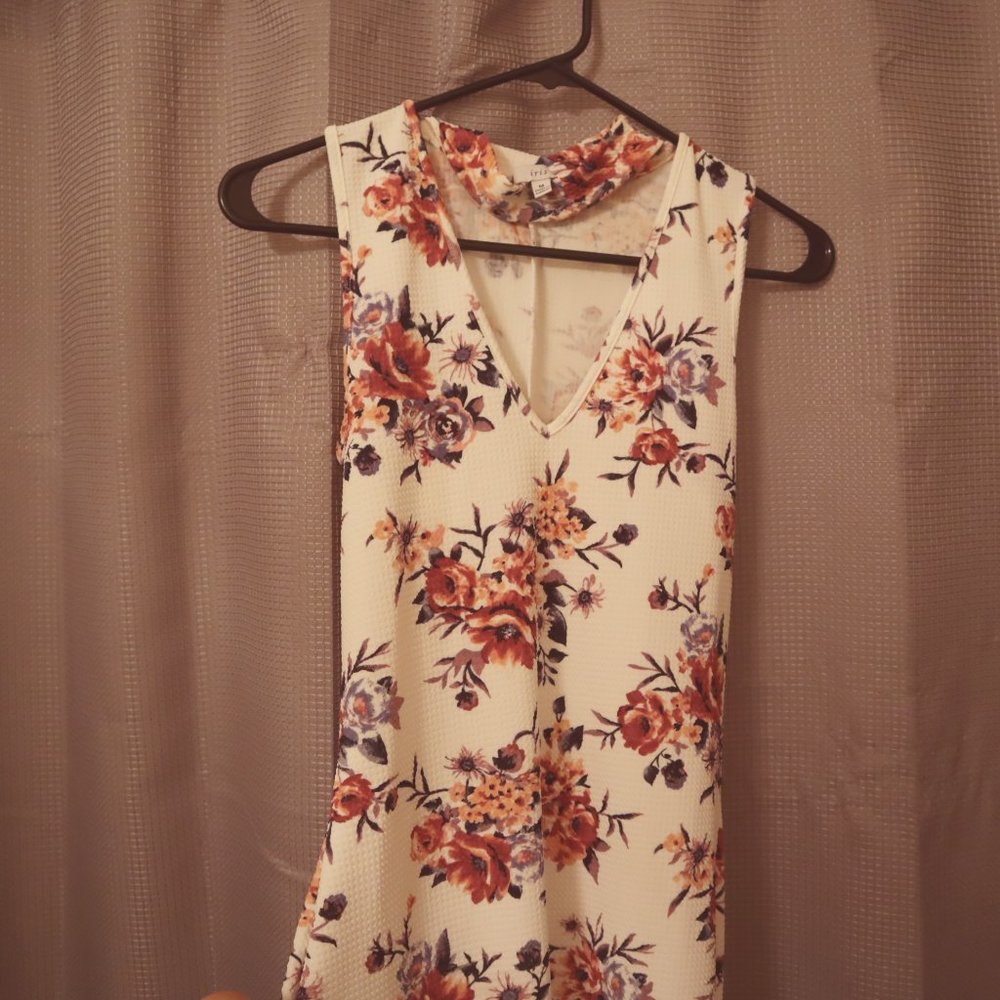 2 Floral Print Body Con Dress